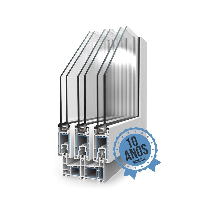 <p>A FensterHaus desenvolve esquadrias de PVC de alta qualidade, com sistemas versáteis e inteligentes para melhorar o aproveitamento do espaço de sua casa, podendo fabricar portas e janelas de giro, oscilo batente e maxiar, possibilitando aberturas em giro vertical ou horizontal, tanto para dentro quanto para fora.</p><p><br>Oferecemos soluções para todos os tipos de detalhamento arquitetônicos, além de proporcionar luminosidade e segurança para seu espaço.</p><p><br>Possuímos uma ampla variedade de cores e acabamentos. Tons amadeirados com acabamento de superfície liso ou texturizado, cores lisas, metálicas e uma infinidade de cores para a sua escolha.</p>